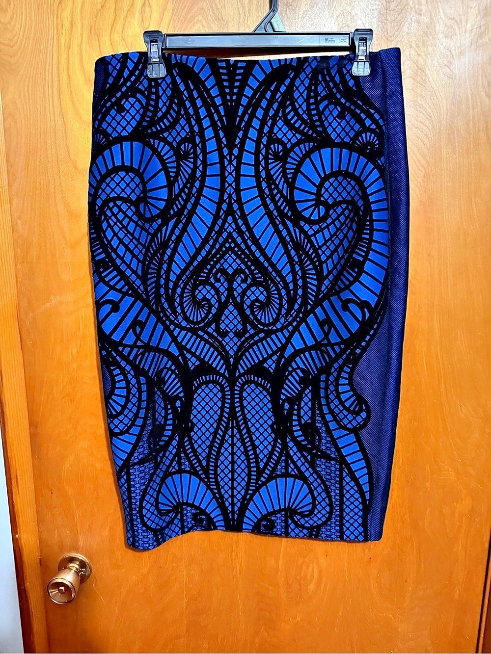 eci Geometric Mini Skirt in Blue & Black Size Large NWT